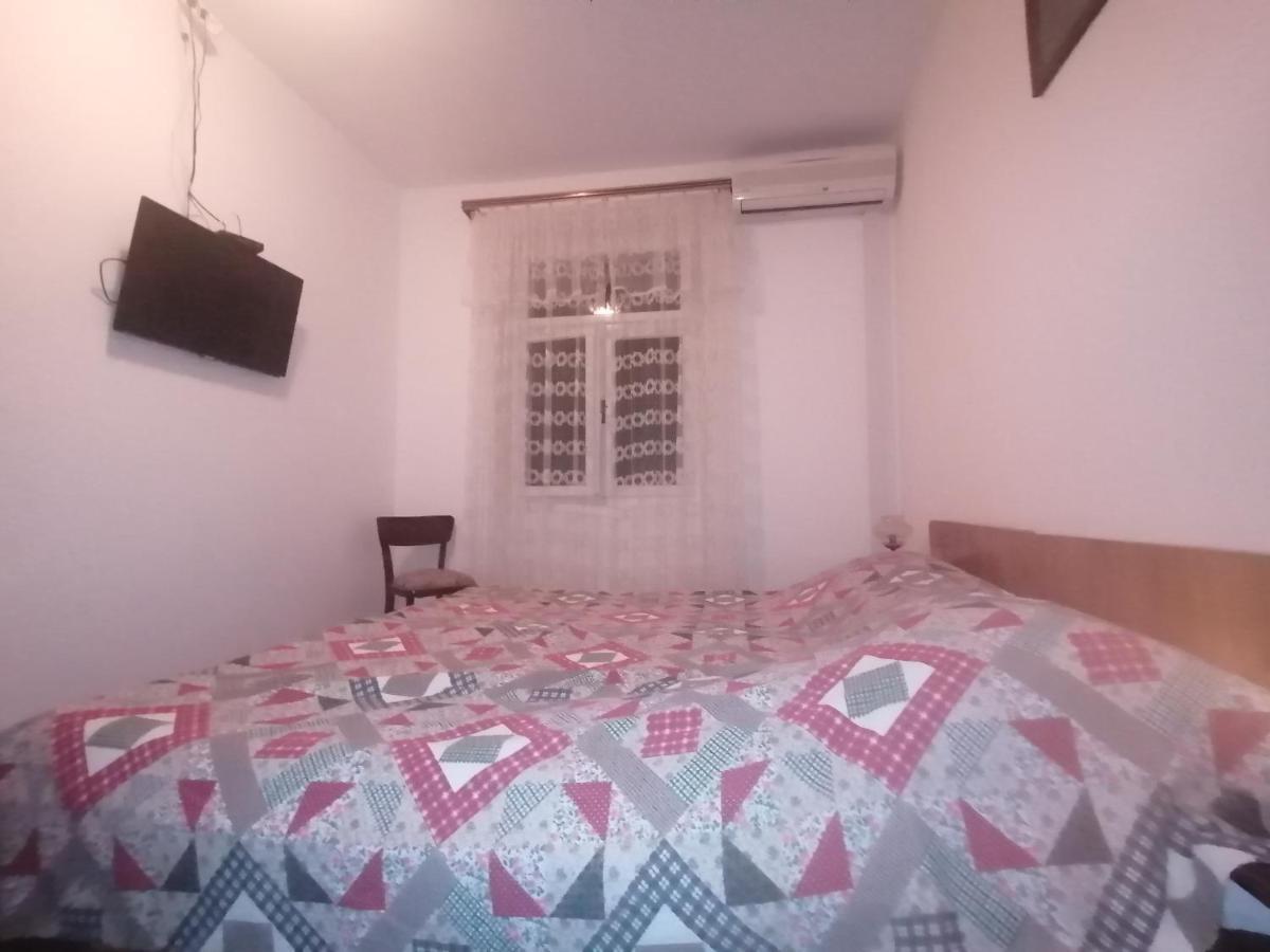 Marina Apartment End Rooms Vela Luka Luaran gambar
