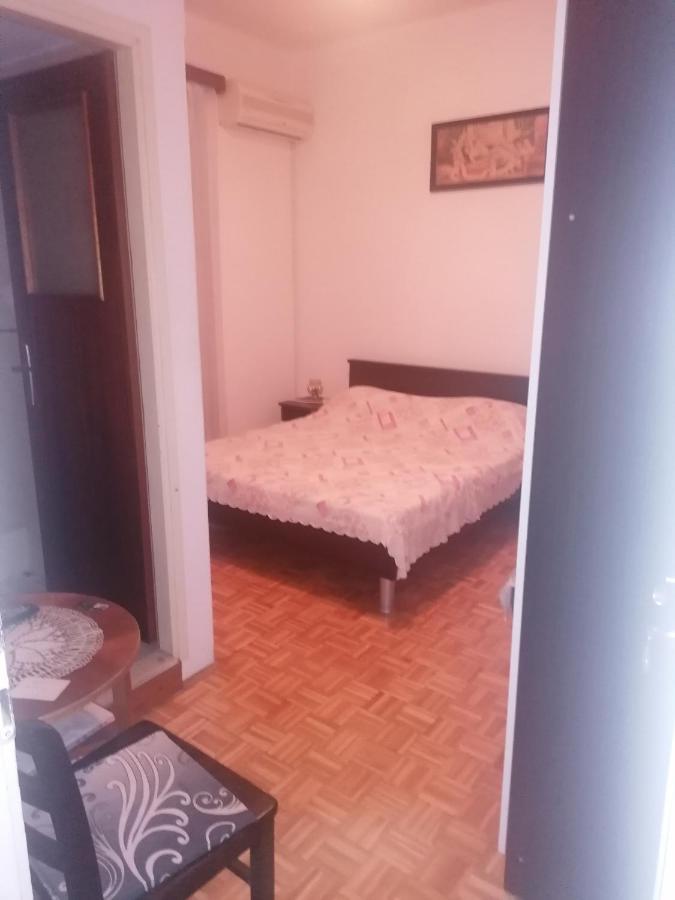 Marina Apartment End Rooms Vela Luka Luaran gambar