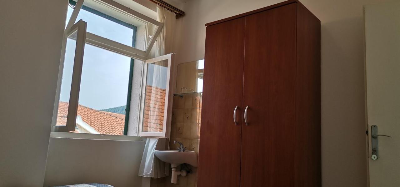 Marina Apartment End Rooms Vela Luka Luaran gambar