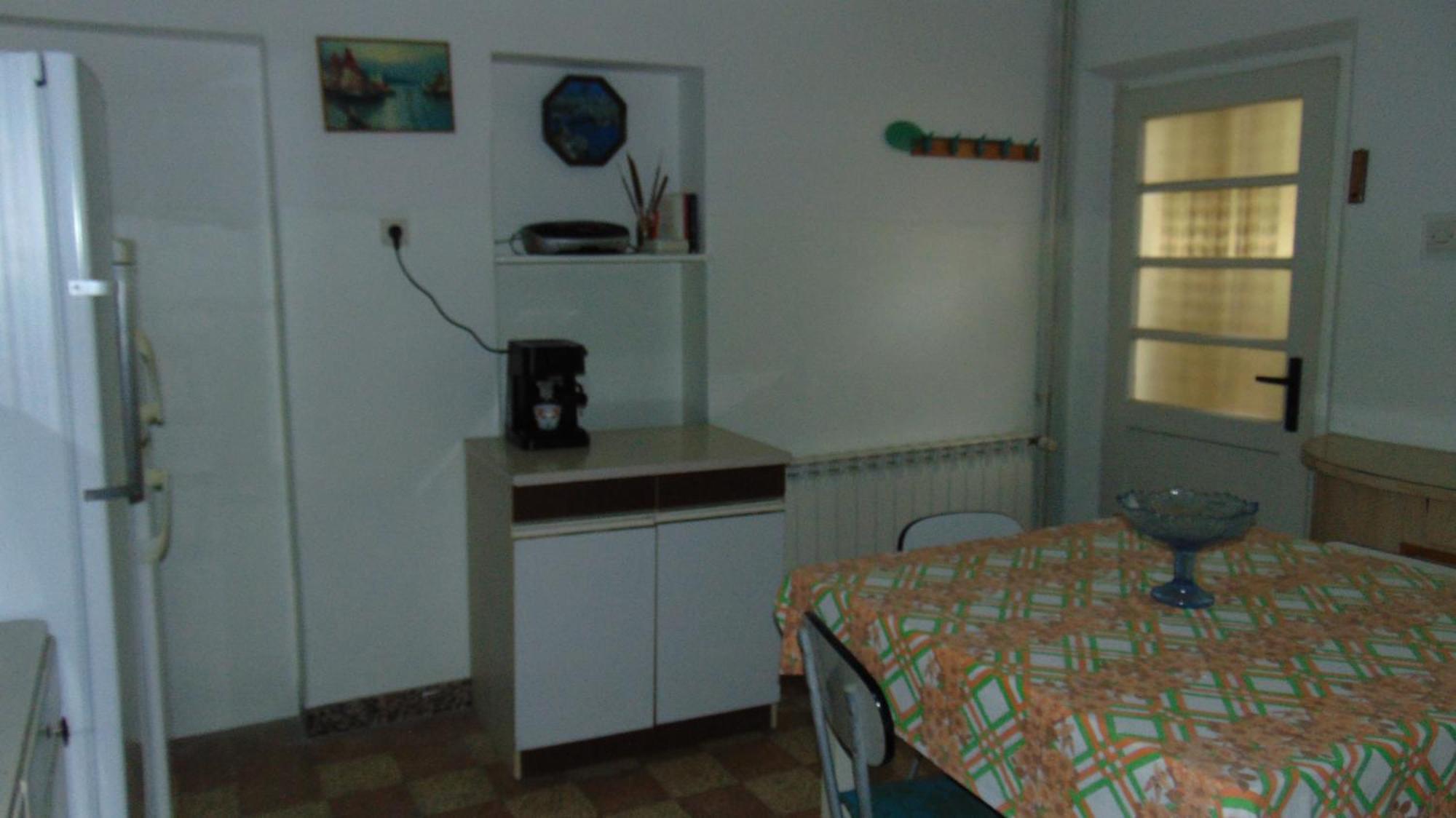Marina Apartment End Rooms Vela Luka Luaran gambar