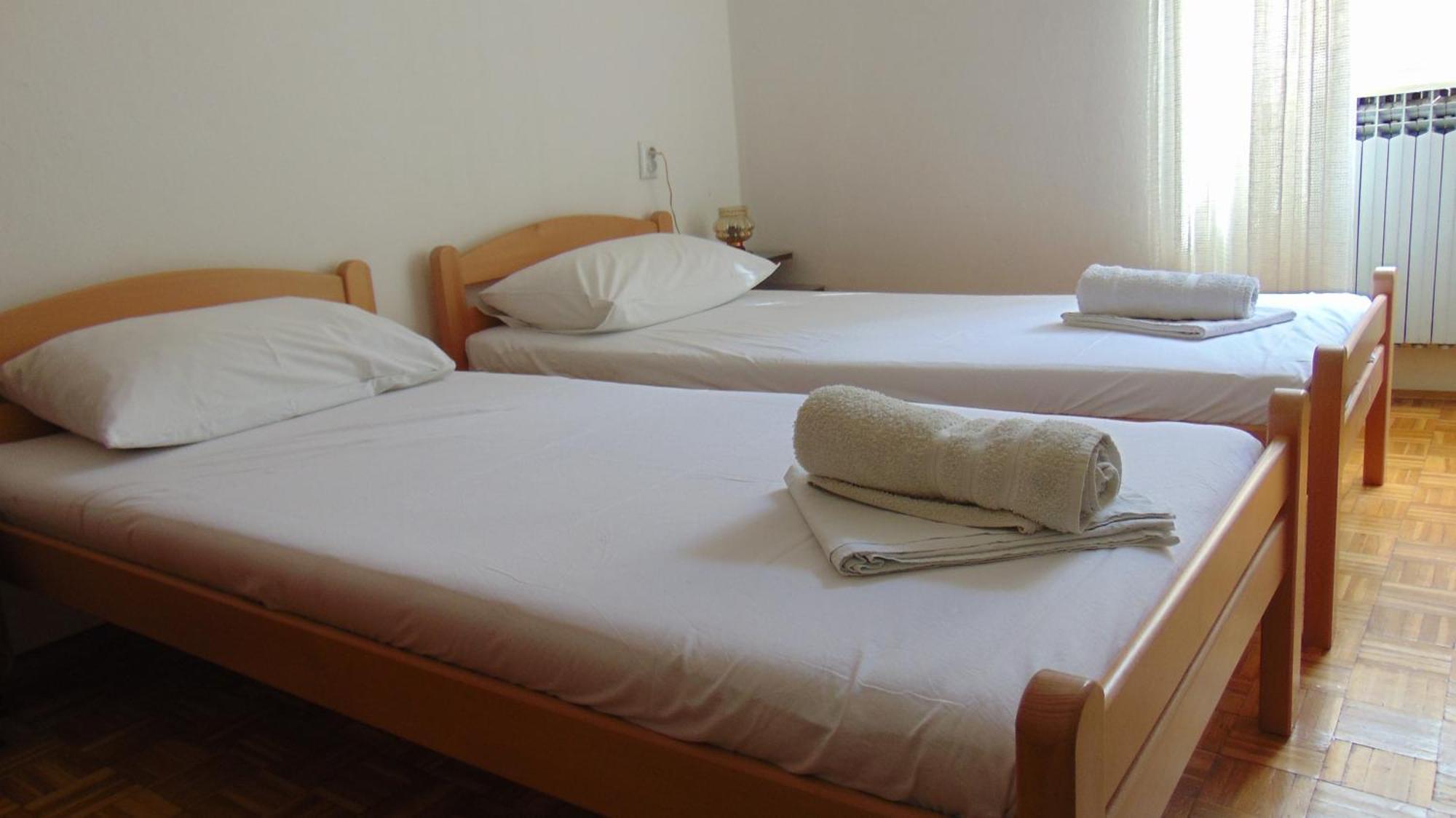 Marina Apartment End Rooms Vela Luka Bilik gambar