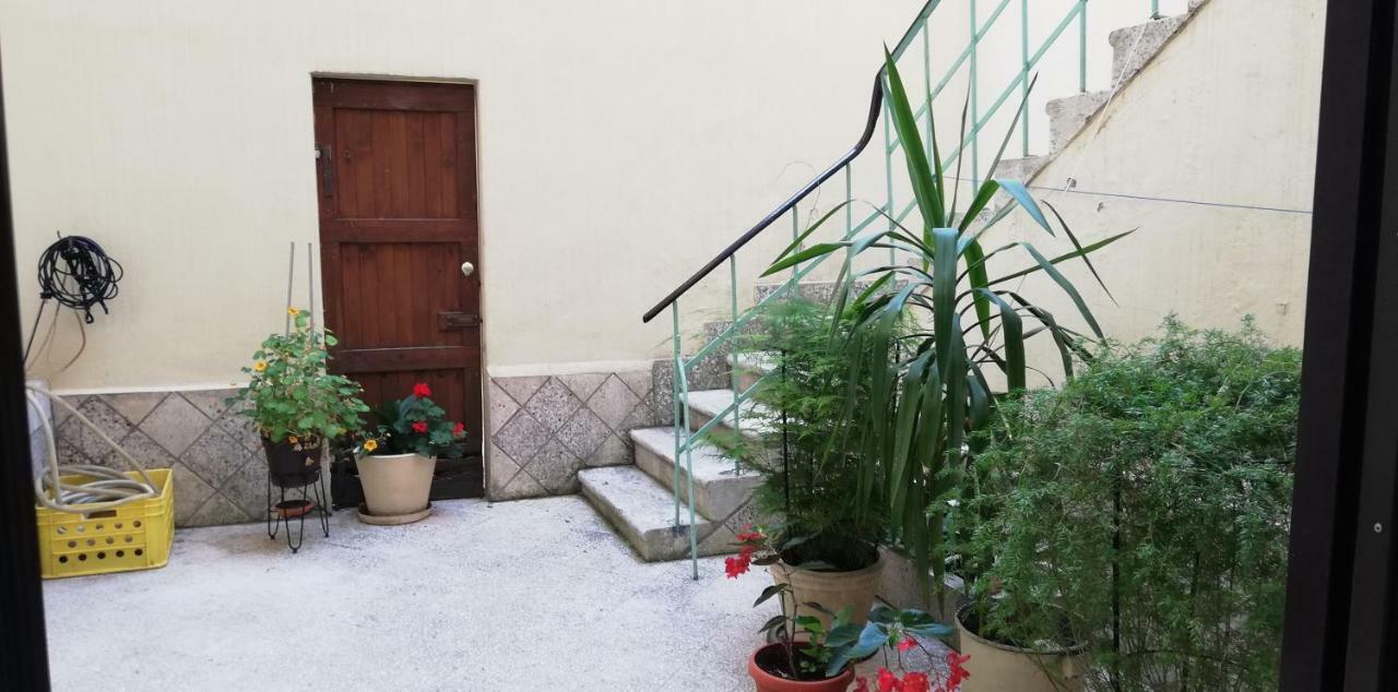 Marina Apartment End Rooms Vela Luka Luaran gambar